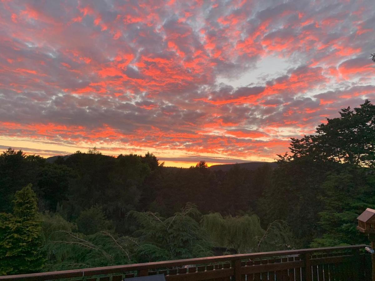Beautiful 2 Bedroom Lodge With Stunning Views Blair Atholl Esterno foto